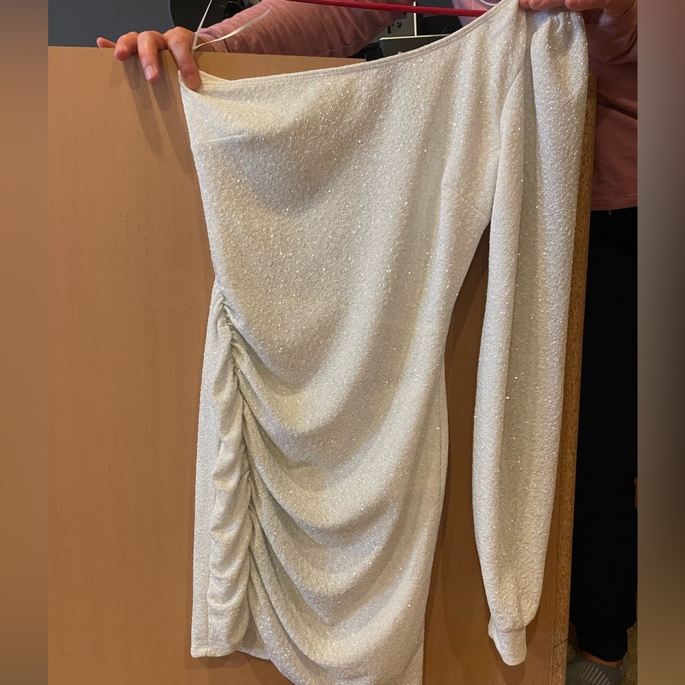 Windsor One-Shoulder White Dress